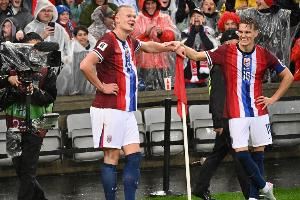 厄德高：曾与挪威队经历许多沉重时刻，关键战现场支持队友很重要